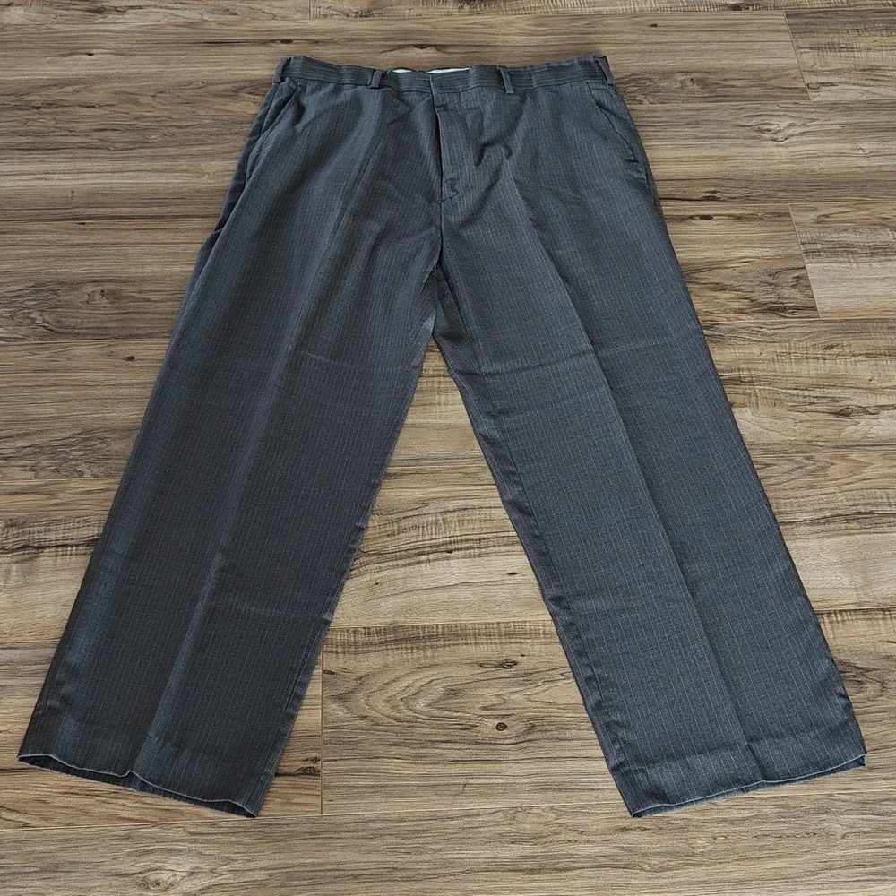 EUC Men's Gray Pinstripe Dress Pants - Picture 2 of 8